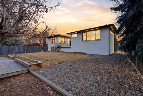 902 Varsity Estates Place Nw, Calgary, AB - Outdoor