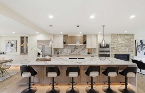 902 Varsity Estates Place Nw, Calgary, AB - Indoor Photo Showing Kitchen With Upgraded Kitchen