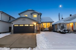 12 Harvest Oak Place NE Calgary, AB T3K 4C9