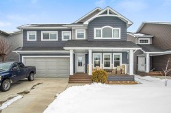 704 Stonehaven Drive Carstairs, AB T0M 0N0