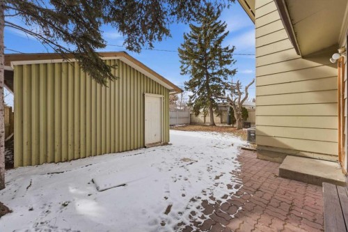 10603 Maplecreek Drive Se, Calgary, AB - Outdoor With Exterior