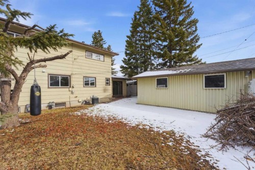 10603 Maplecreek Drive Se, Calgary, AB - Outdoor With Exterior