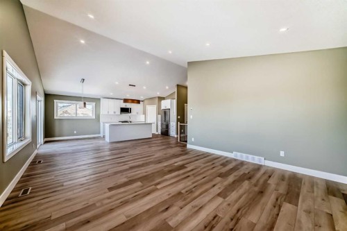 2017 30 Avenue, Nanton, AB - Indoor Photo Showing Other Room