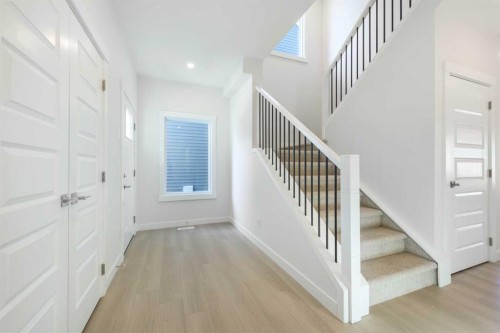 126 Sandpiper Bend, Chestermere, AB - Indoor Photo Showing Other Room