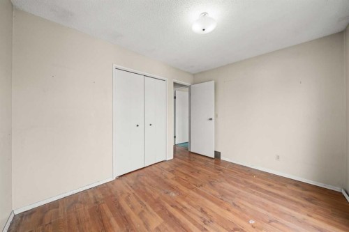 151 Deerview Court Se, Calgary, AB - Indoor Photo Showing Other Room