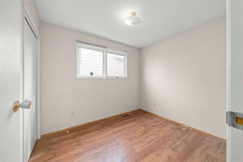 151 Deerview Court Se, Calgary, AB - Indoor Photo Showing Other Room