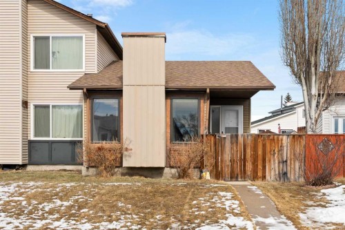 151 Deerview Court Se, Calgary, AB - Outdoor With Exterior