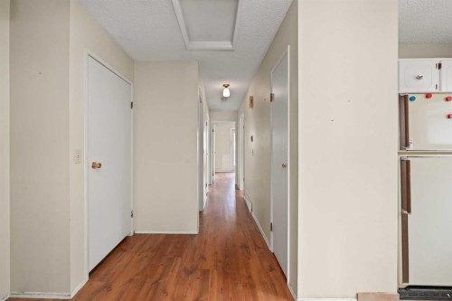 151 Deerview Court Se, Calgary, AB - Indoor Photo Showing Other Room