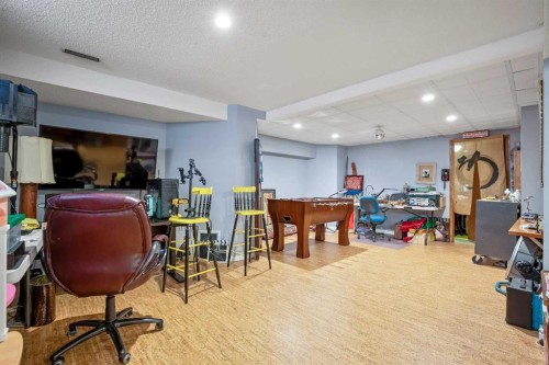 135 Canter Place Sw, Calgary, AB - Indoor