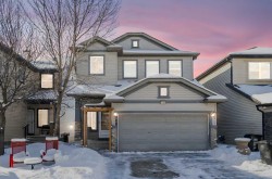 146 Panamount Villas NW Calgary, AB T3K 0A3