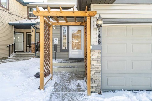 146 Panamount Villas Nw, Calgary, AB - Outdoor With Exterior