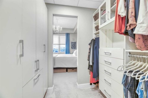415-55 Wolf Hollow Crescent Se, Calgary, AB - Indoor With Storage