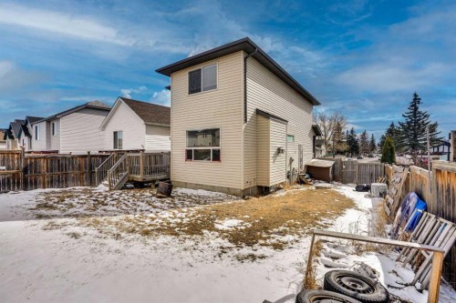 162 Taradale Drive Ne, Calgary, AB - Outdoor