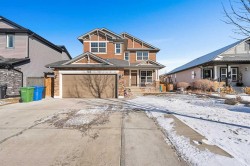125 Seagreen Passage  Chestermere, AB T1X 0G5