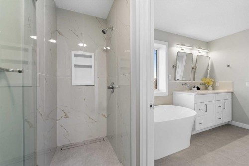 125 Seagreen Passage, Chestermere, AB - Indoor Photo Showing Bathroom