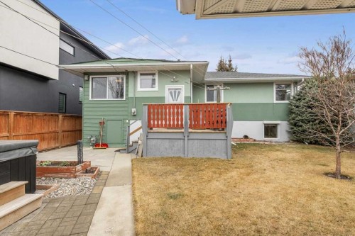 955 15 Avenue Ne, Calgary, AB - Outdoor With Deck Patio Veranda With Exterior