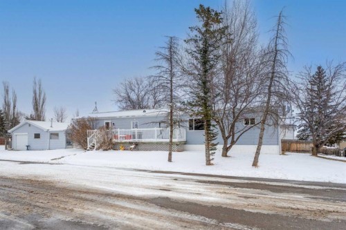 2 Westmount Drive, Cayley, AB - Outdoor