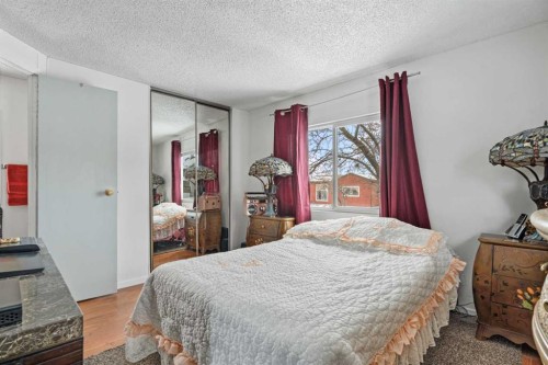 2 Westmount Drive, Cayley, AB - Indoor Photo Showing Bedroom