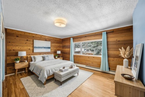 327 Silvertip Close, Canmore, AB - Indoor Photo Showing Bedroom