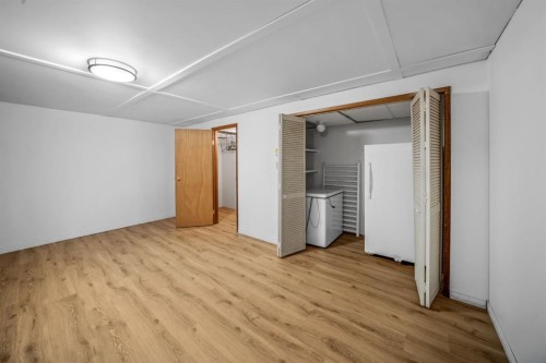 327 Silvertip Close, Canmore, AB - Indoor