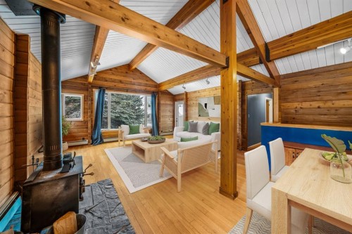 327 Silvertip Close, Canmore, AB - Indoor