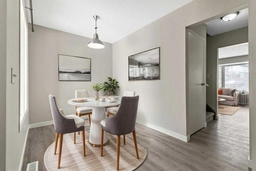 129 Berwick Drive Nw, Calgary, AB - Indoor Photo Showing Dining Room