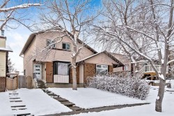 129 Berwick Drive NW Calgary, AB T3K 1E7