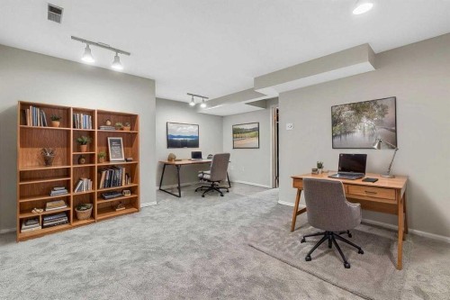 129 Berwick Drive Nw, Calgary, AB - Indoor Photo Showing Office