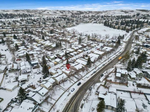 129 Berwick Drive Nw, Calgary, AB - Outdoor With View
