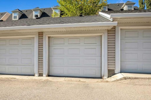 15-27 Springborough Boulevard Sw, Calgary, AB - Outdoor With Exterior