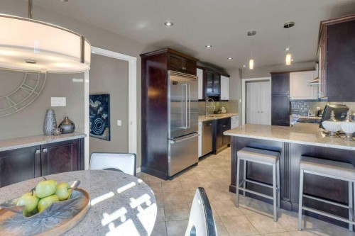 6019 Lakeview Drive Sw, Calgary, AB - Indoor Photo Showing Kitchen With Stainless Steel Kitchen With Upgraded Kitchen