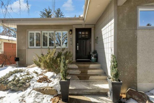 6019 Lakeview Drive Sw, Calgary, AB - Outdoor