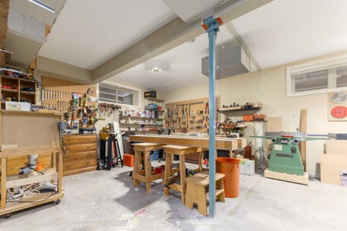 551 Evergreen Circle Sw, Calgary, AB - Indoor