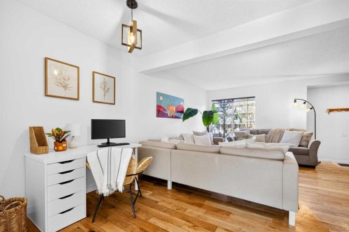 77 Point Drive Nw, Calgary, AB - Indoor