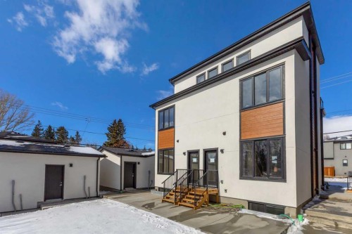 4307 30 Avenue Sw, Calgary, AB - Outdoor With Exterior