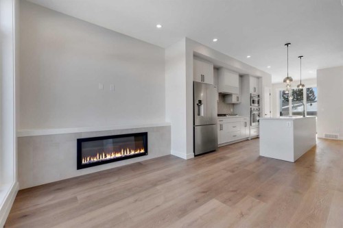 4307 30 Avenue Sw, Calgary, AB - Indoor With Fireplace