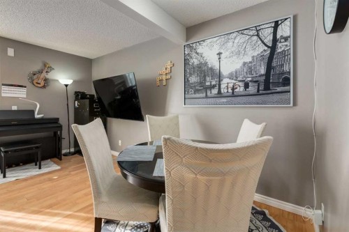 41 Harvest Glen Heights Ne, Calgary, AB - Indoor