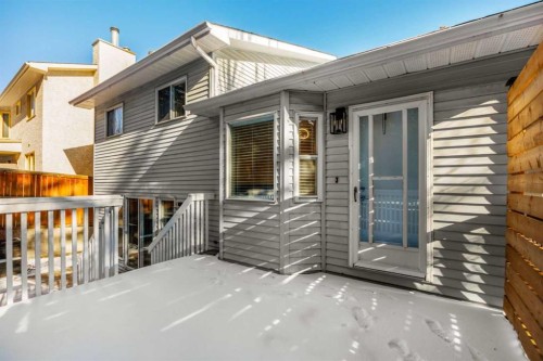 131 Stratton Crescent Sw, Calgary, AB - Outdoor With Exterior