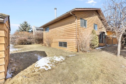 12 Castlefall Road Ne, Calgary, AB - Outdoor With Exterior