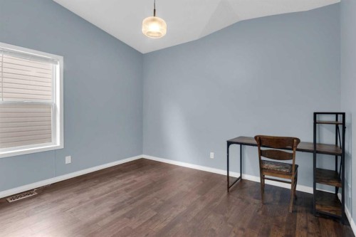 24 Evansbrooke Point Nw, Calgary, AB - Indoor Photo Showing Other Room