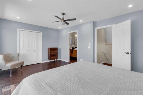 24 Evansbrooke Point Nw, Calgary, AB - Indoor Photo Showing Bedroom