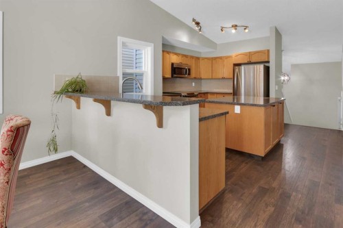 24 Evansbrooke Point Nw, Calgary, AB - Indoor Photo Showing Kitchen