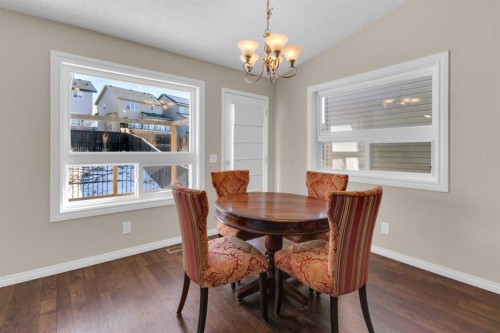 24 Evansbrooke Point Nw, Calgary, AB - Indoor Photo Showing Dining Room