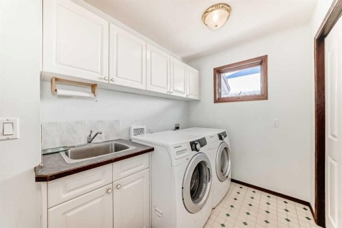 218 Schiller Place Nw, Calgary, AB - Indoor Photo Showing Laundry Room