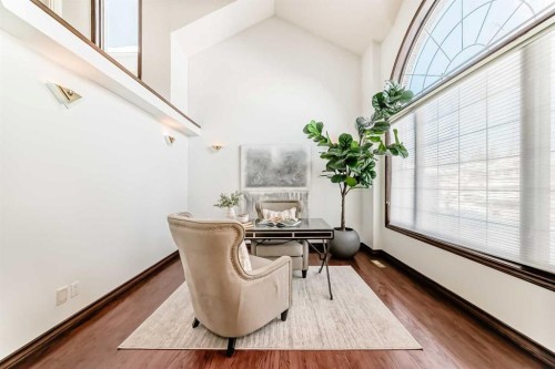 218 Schiller Place Nw, Calgary, AB - Indoor