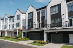 614 Sovereign Common SW Calgary, AB T3C 3Y3