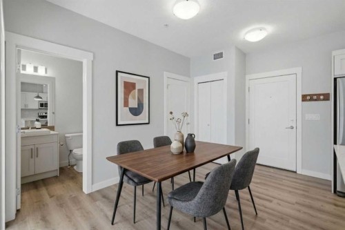 213-20 Walgrove Walk Se, Calgary, AB - Indoor Photo Showing Dining Room