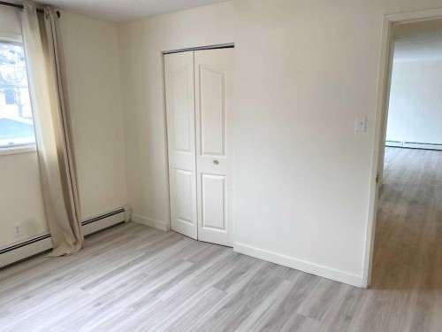 1917 5 Street Sw, Calgary, AB - Indoor Photo Showing Other Room