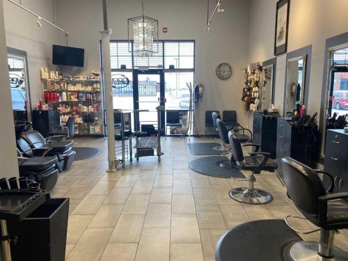 31 Bow Street Common, Cochrane, AB 