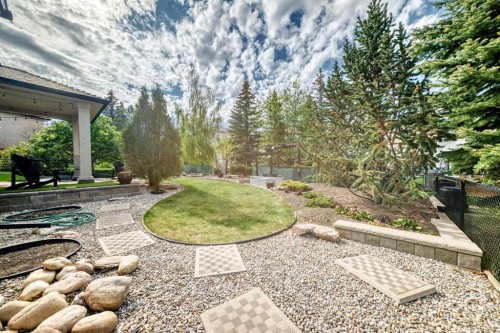 60 Hamptons Terrace Nw, Calgary, AB - Outdoor